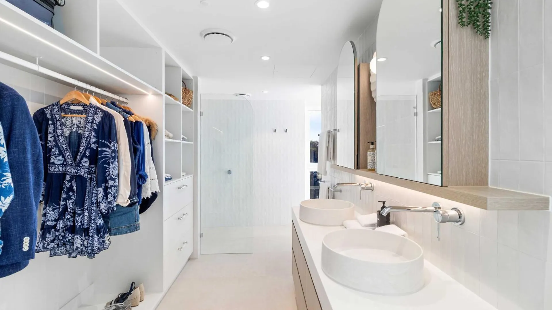 Ferienwohnung Hastings St Gem With Pool, Newly Renovated Noosa Heads