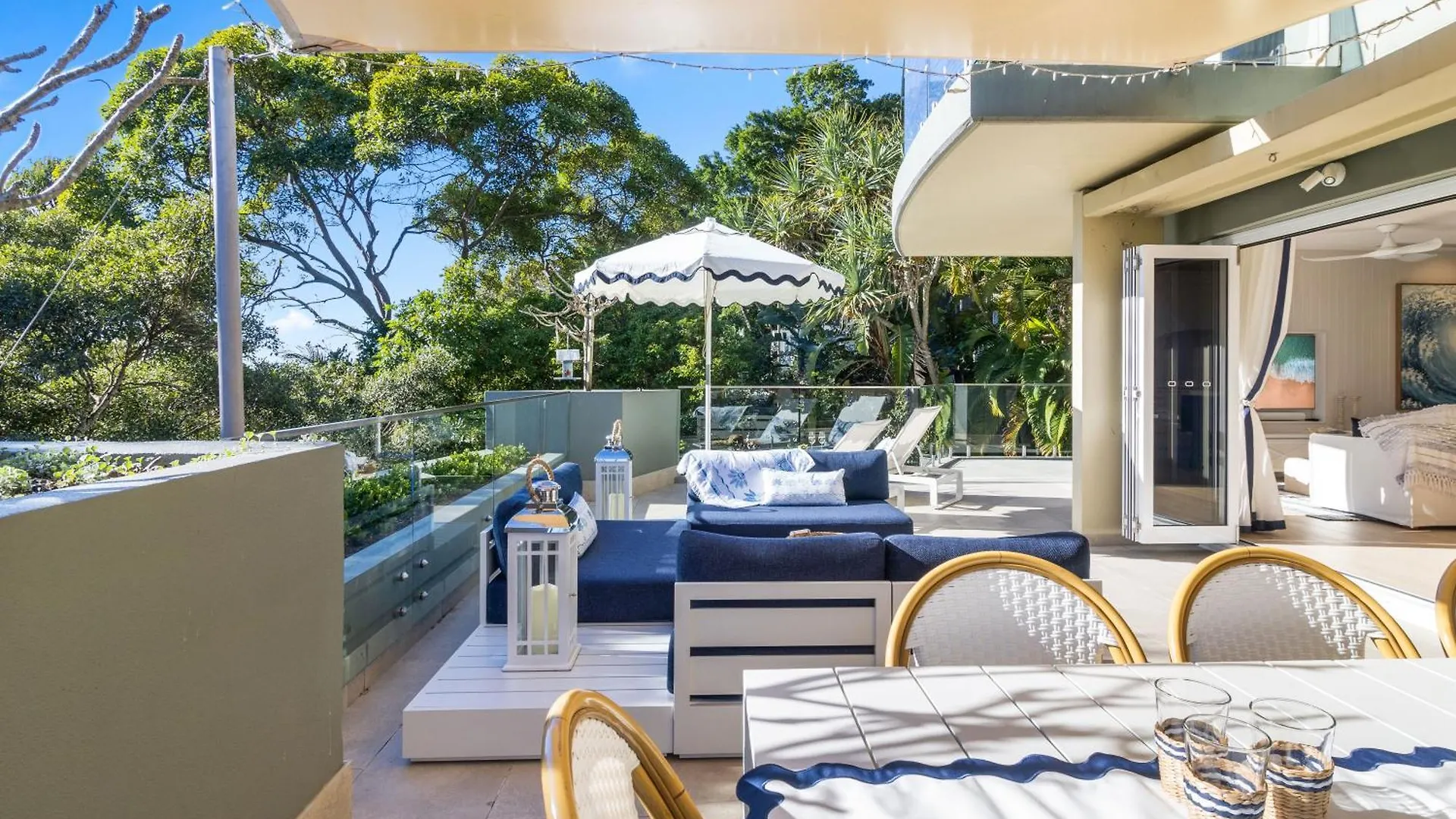 Ferienwohnung Hastings St Gem With Pool, Newly Renovated Noosa Heads Australien